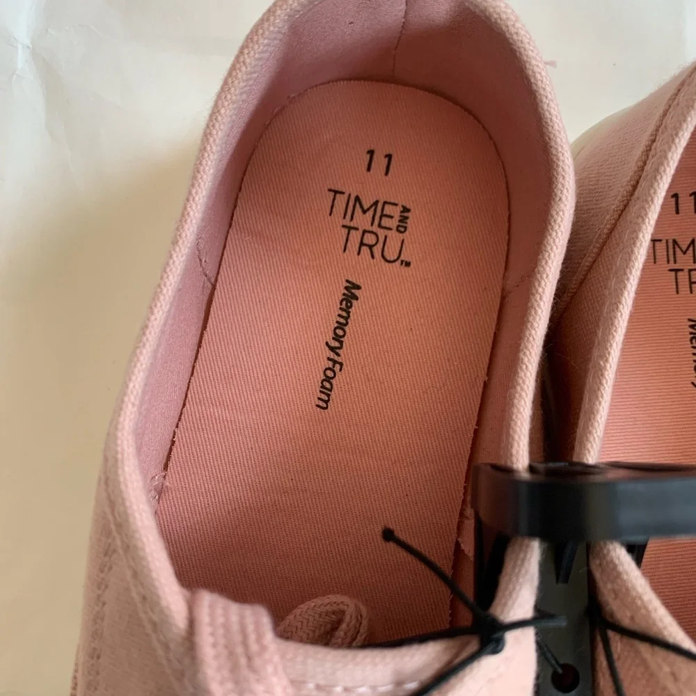 NWT Time And Tru Shoes Size 11 - Picture 4 of 8